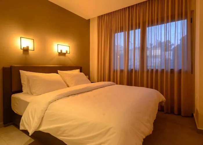 Luxury Suites By Notaly Ariel